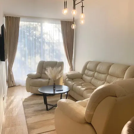 Vaineikio Apartamentai * Паланга